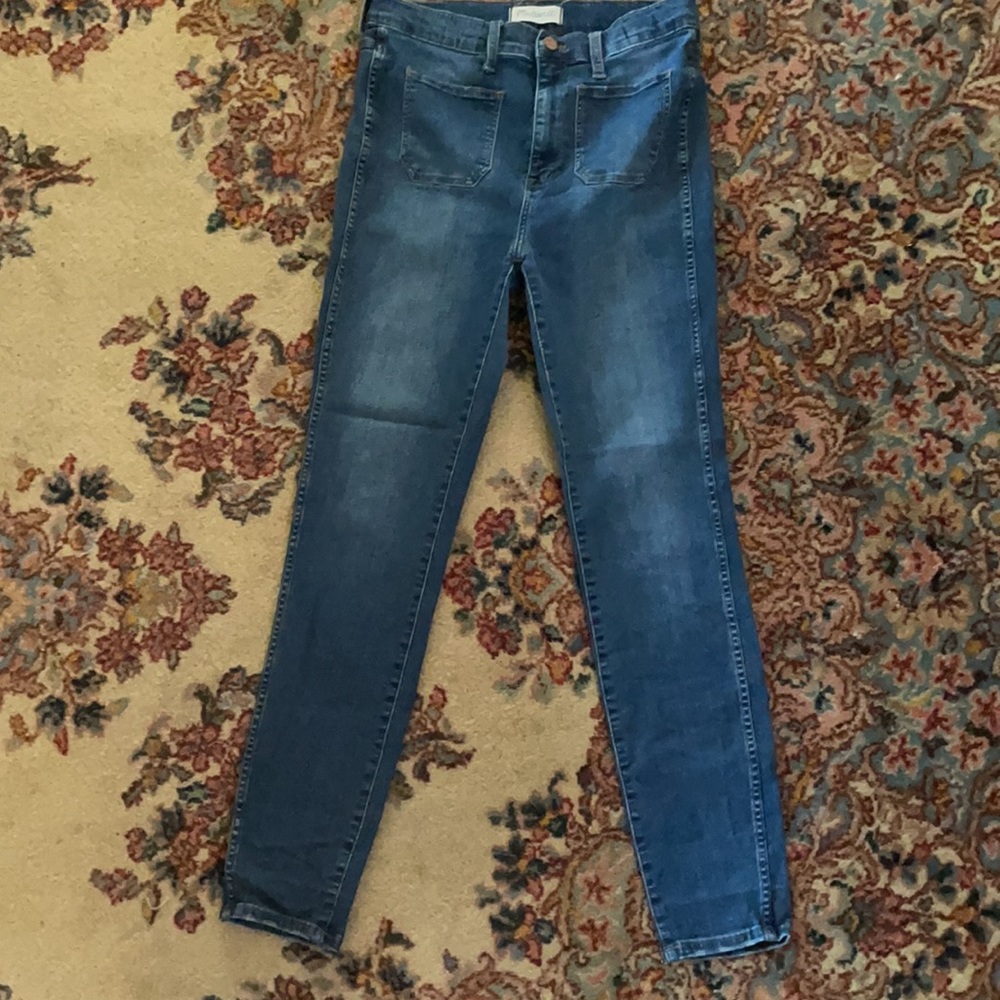 Madewell high rise sailor pocket jeans - small rip
